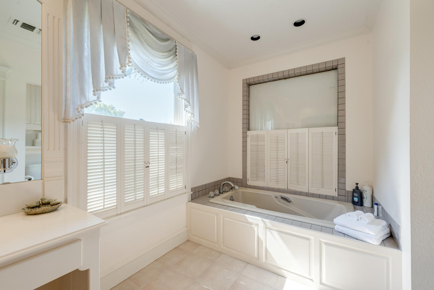 Main House Master Bath